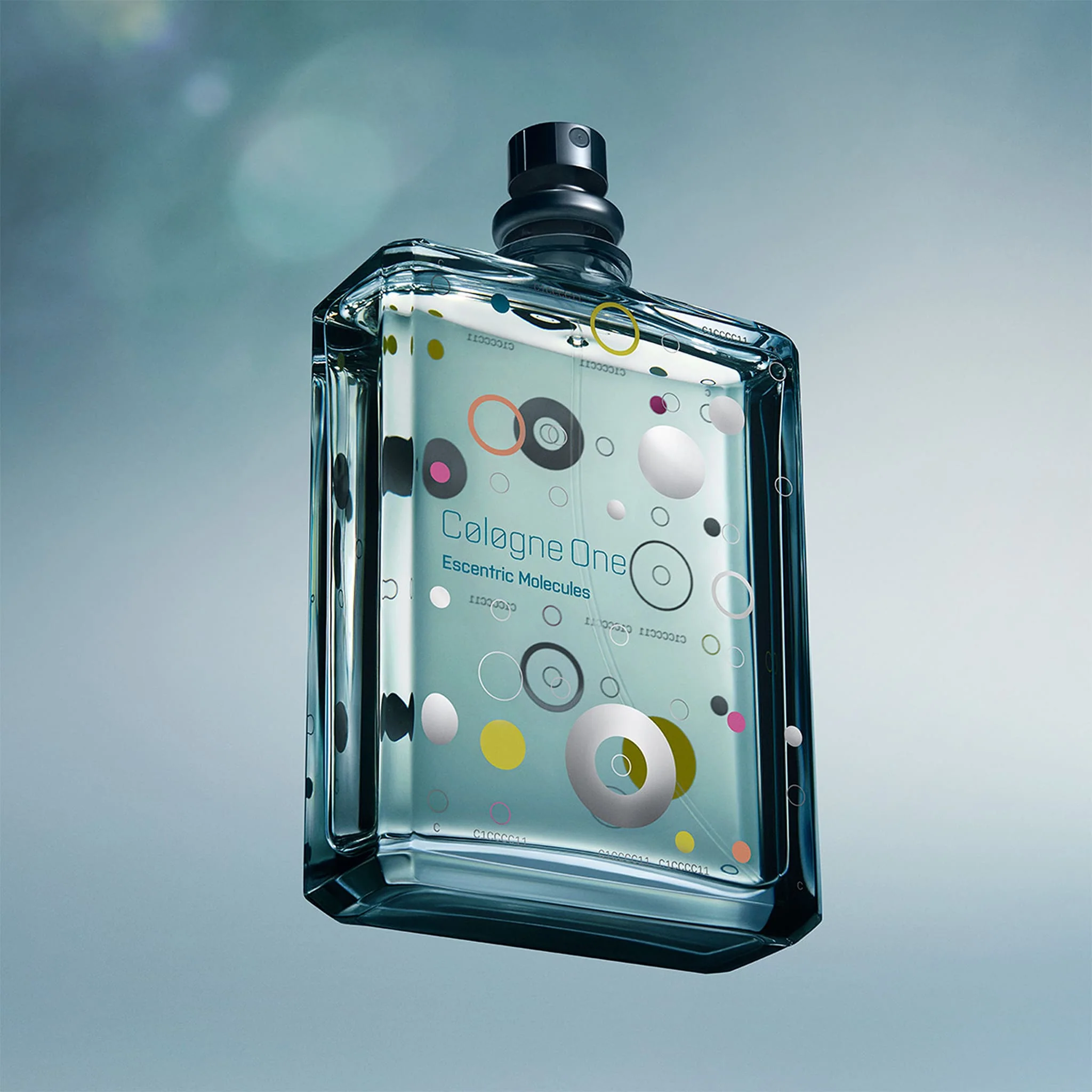 Cologne One - Escentric Molecules - Image 3