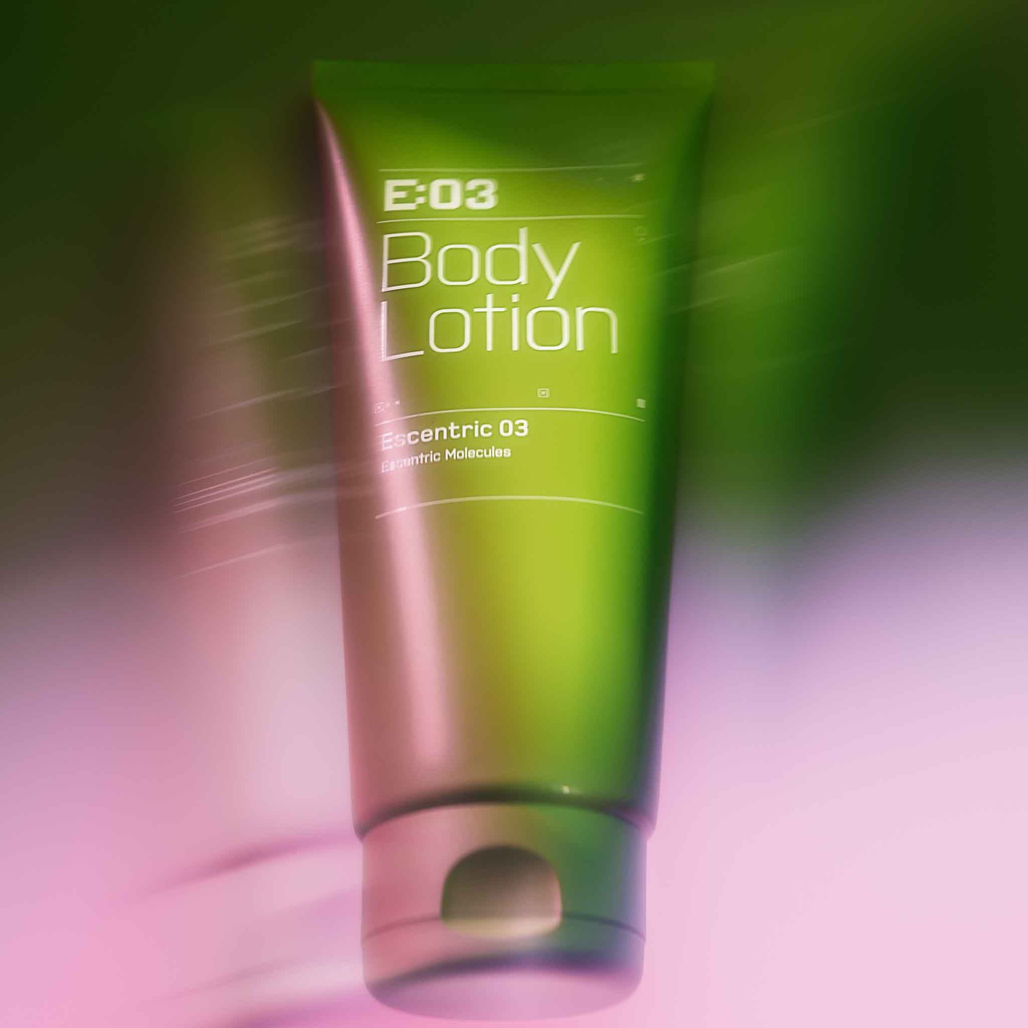Escentric 03 Body Lotion - Escentric Molecules - Image 3