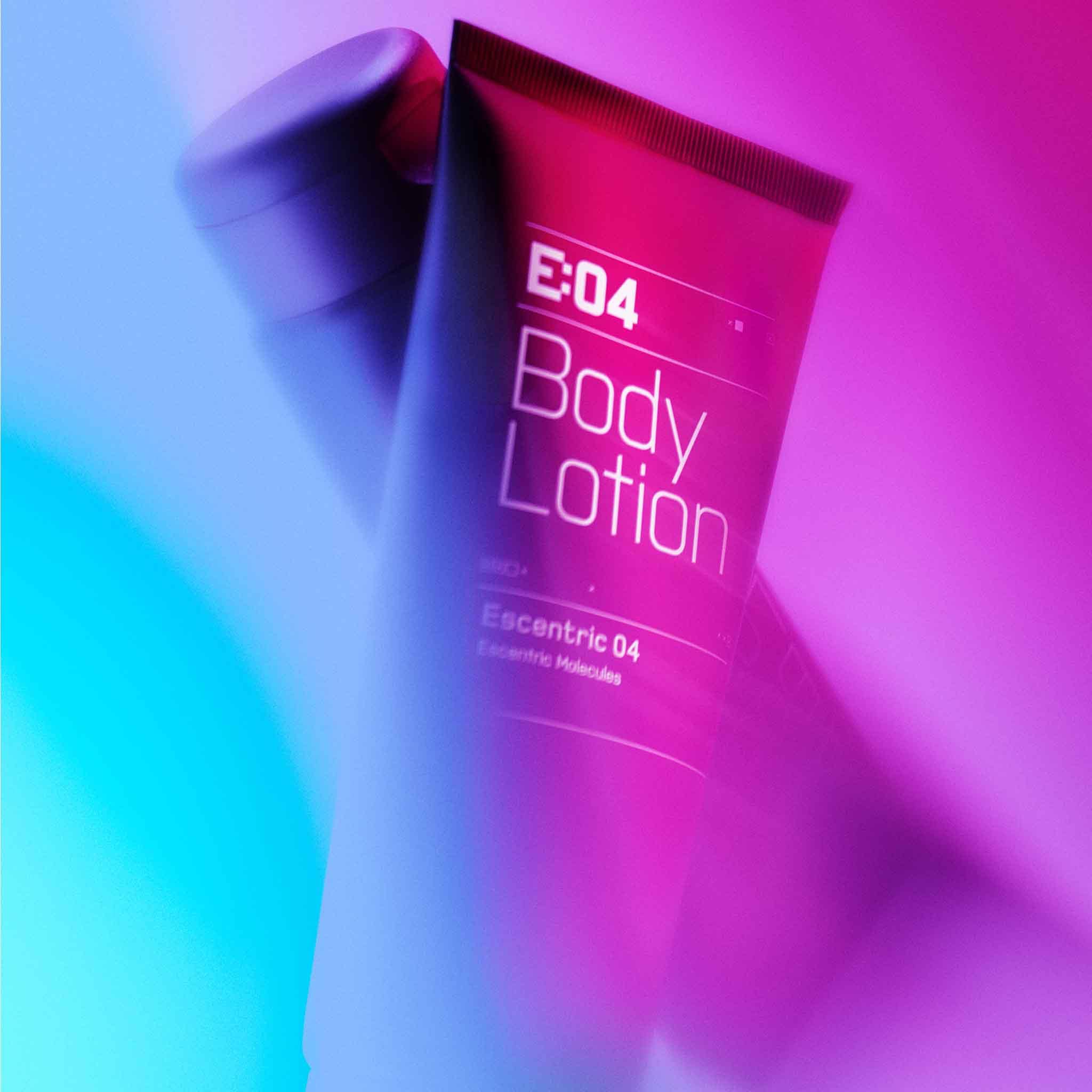 Escentric 04 Body Lotion - Escentric Molecules - Image 3